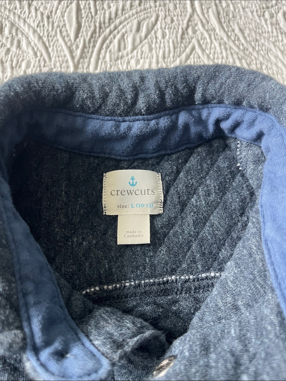 Quilted Kids Crewcuts size large 10-11 navy shirt jacket - Classic Snap Front - Picture 2 of 2